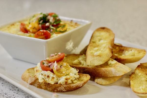 goat-cheese-bruschetta