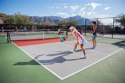 pickleball-at-superstition-mountain