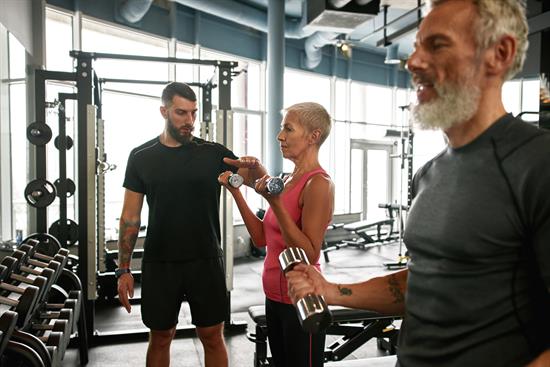 senior-couple-working-out