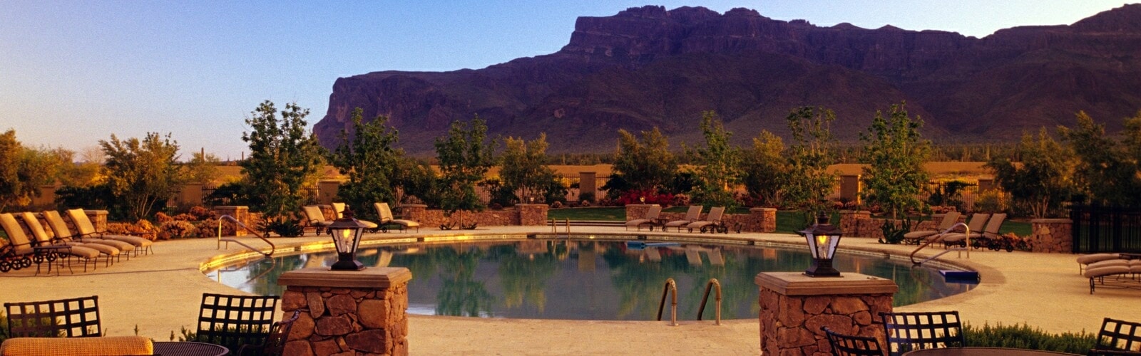 superstition-mountain-sports-club-pool