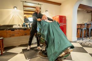 barber_w_model